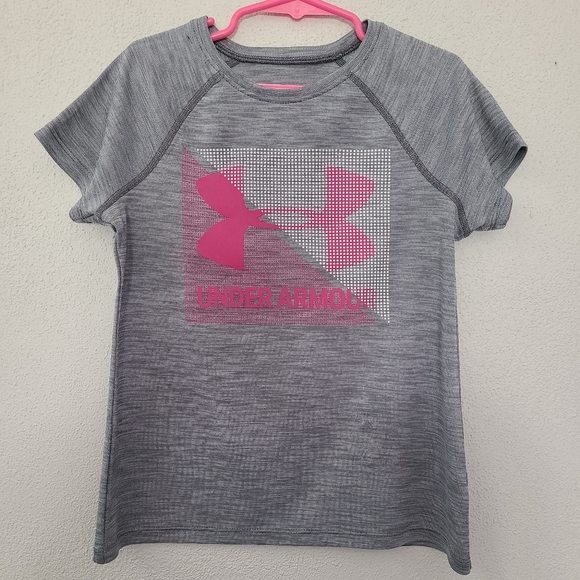 Under Armour Other - UA girls shirt